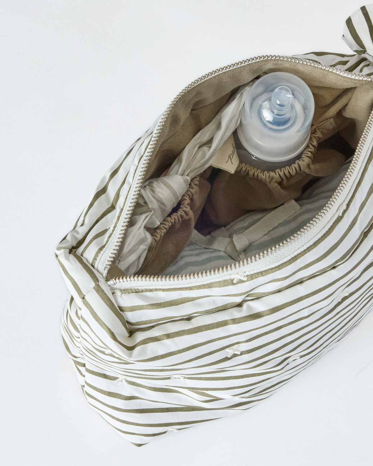 on the go pouch stripes away olive