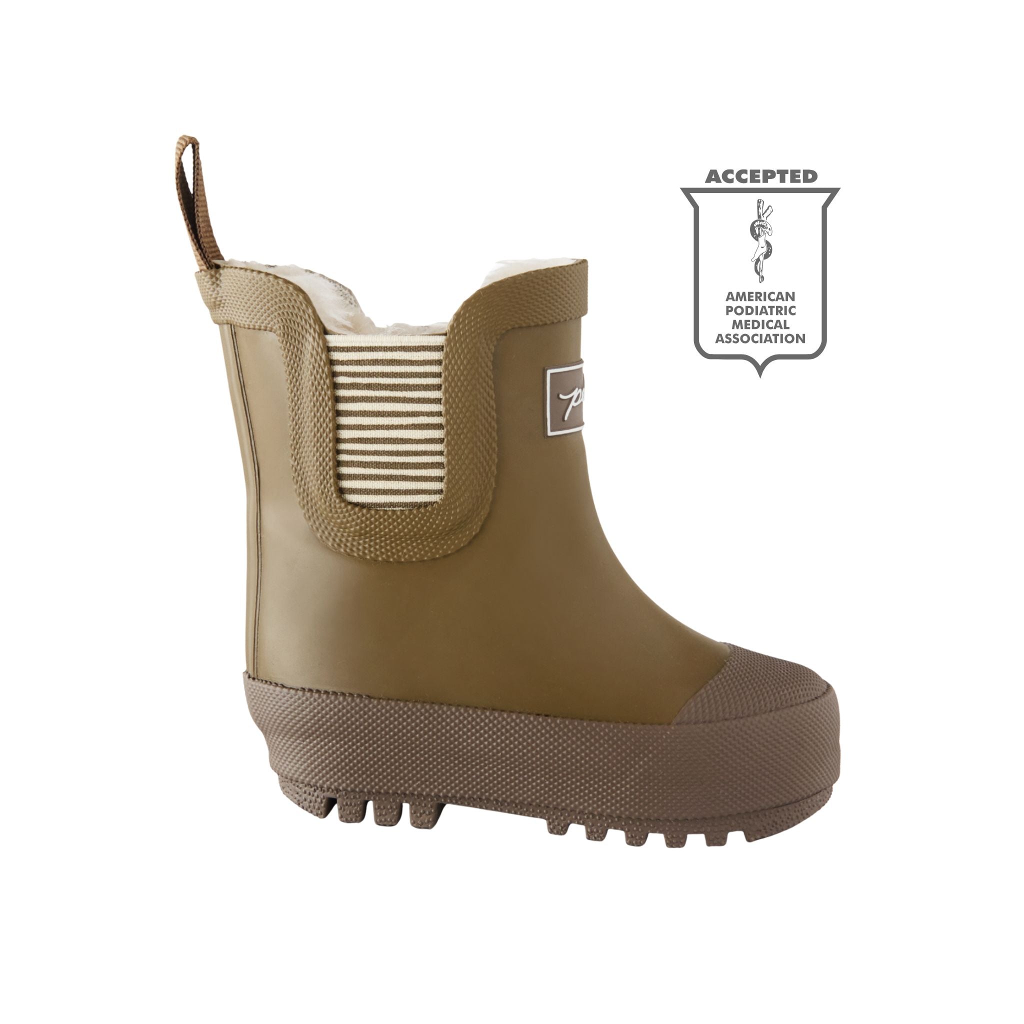 pathfinder boot moss side view with apma seal