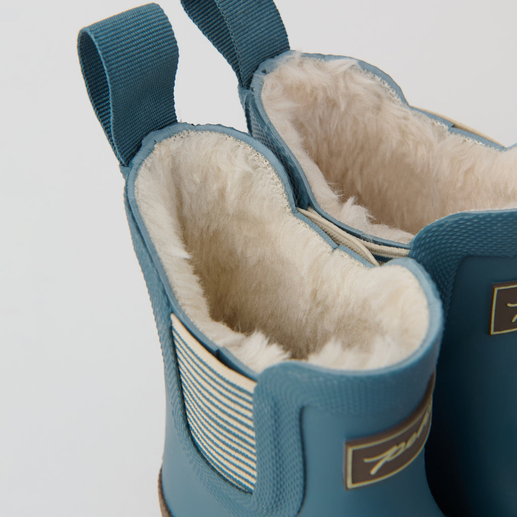 Pathfinder Boot- Slate Blue- Side View- Sherpa Inside