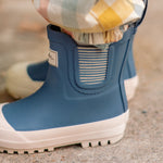 Voyageur Boot - River