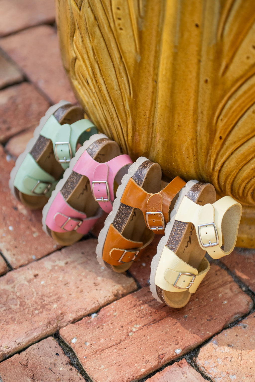 picnic sandal tea rose