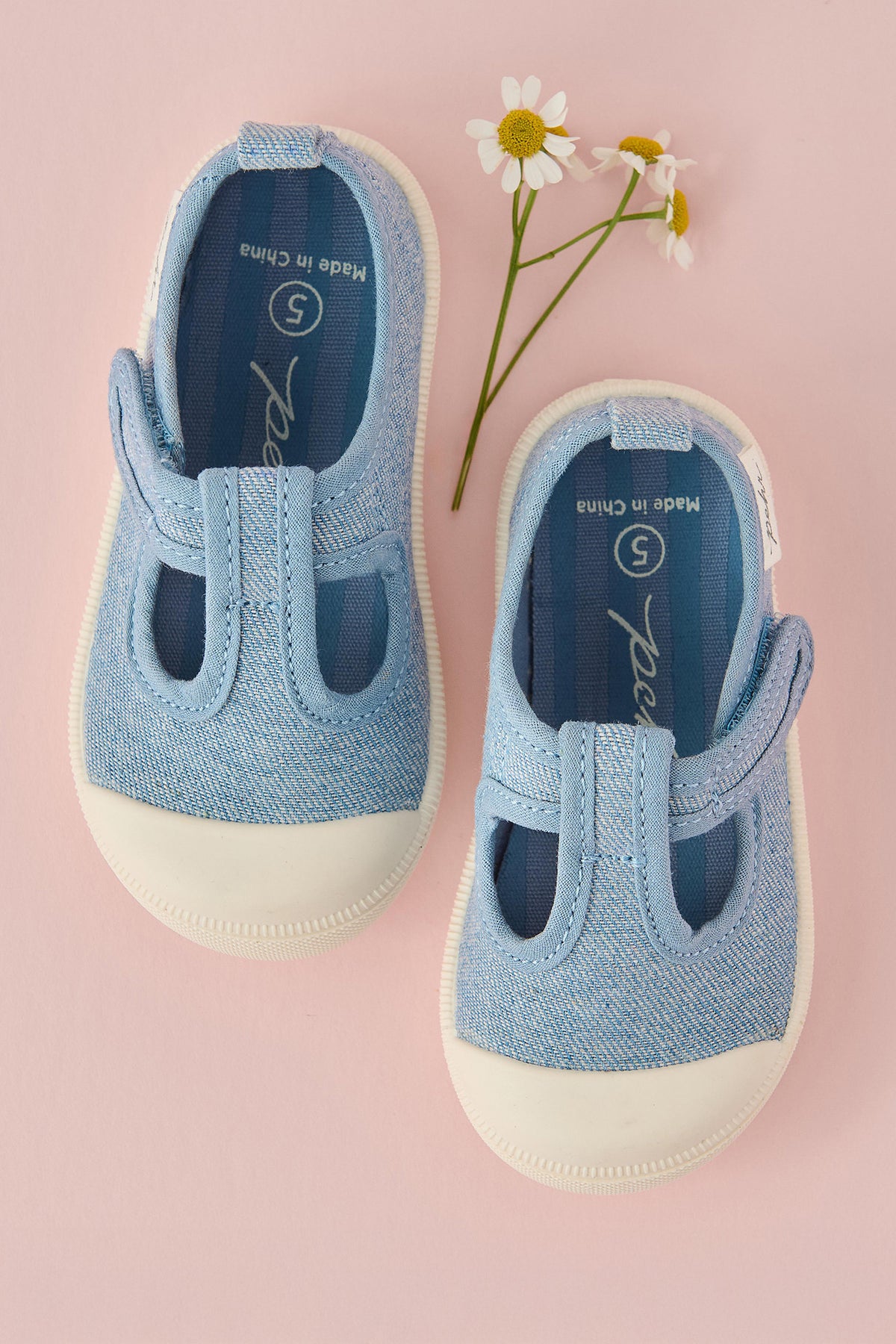 twirl sneaker chambray