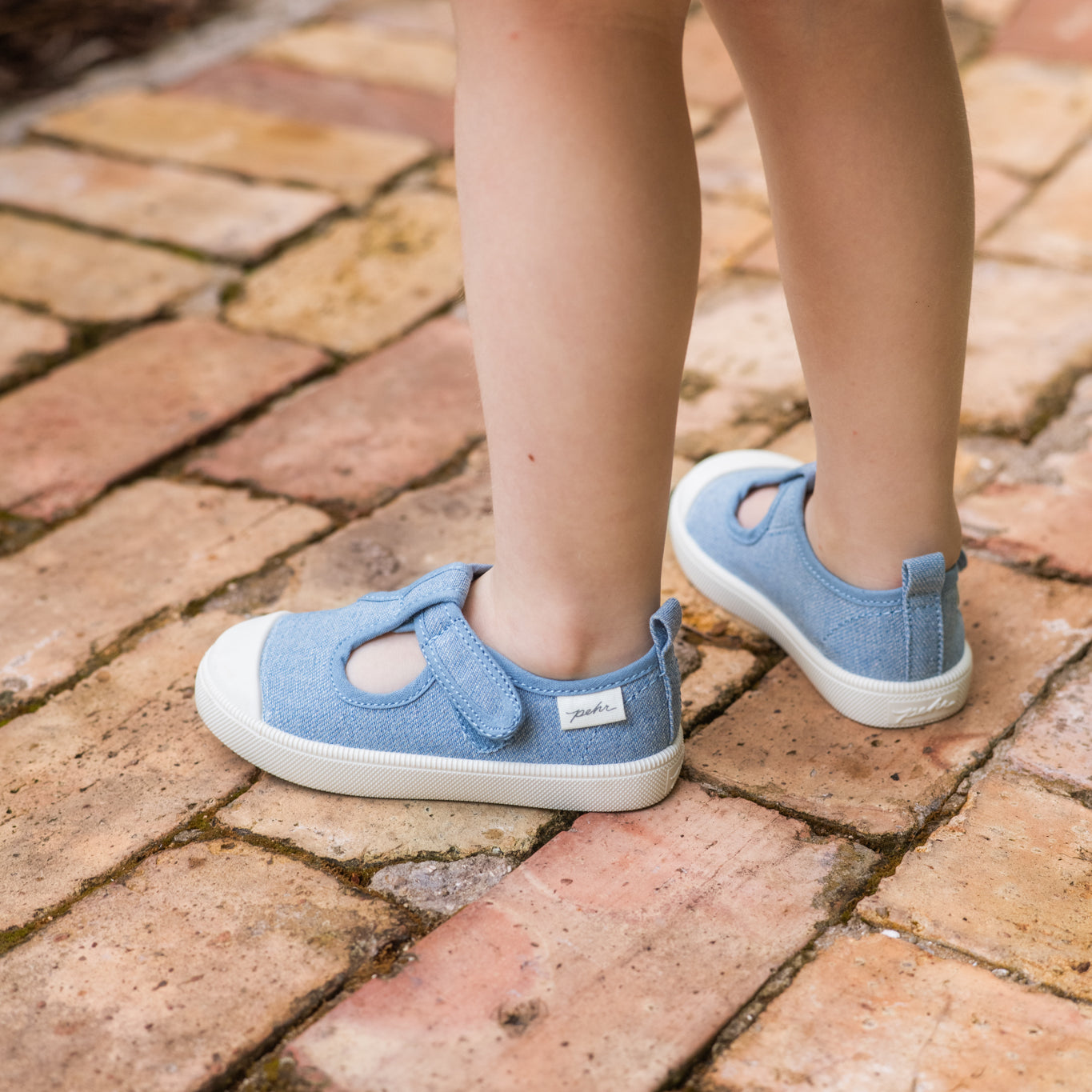 twirl sneaker chambray