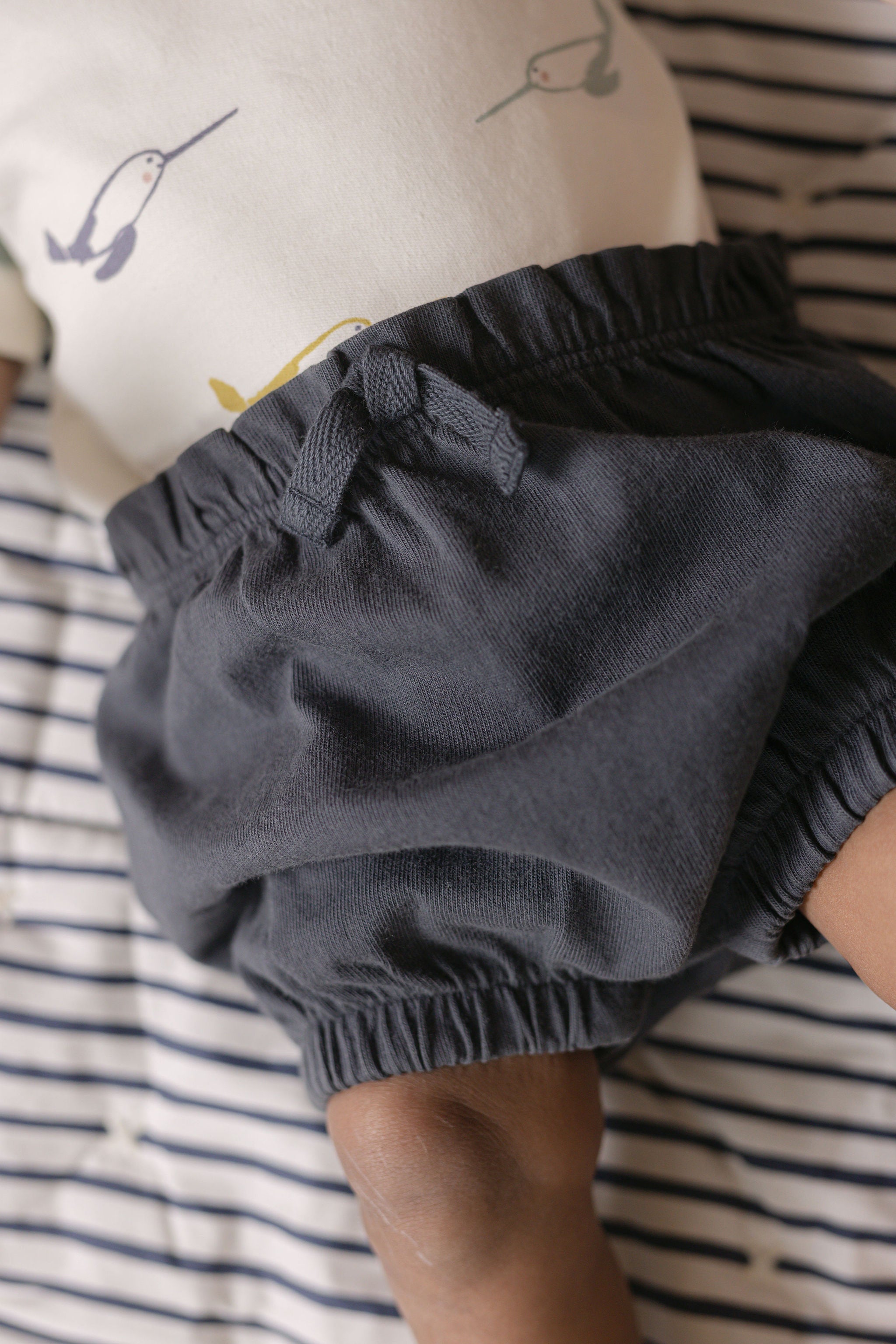 garment dye bloomer short ink blue pehr