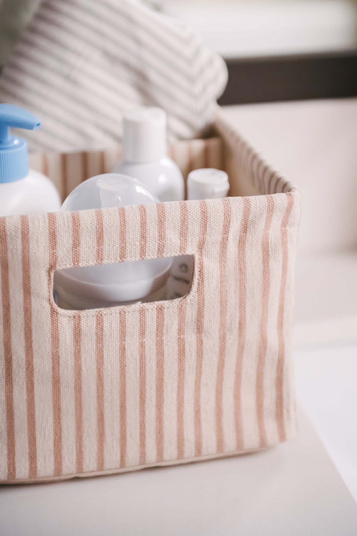 Pehr - Printed Hideaway Caddy - Stripes Away Petal -4